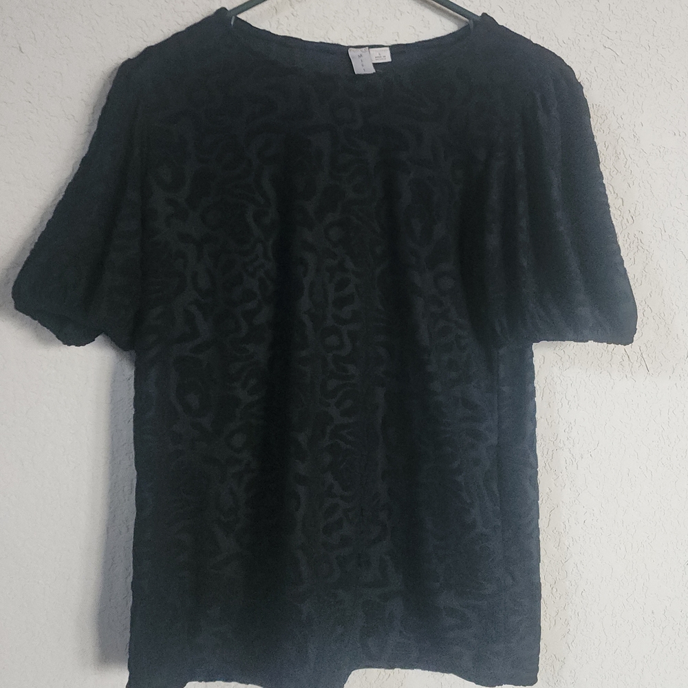 Misia L Black Short Sleeve Top Puff Sleeve Raised Black Animal Print Design